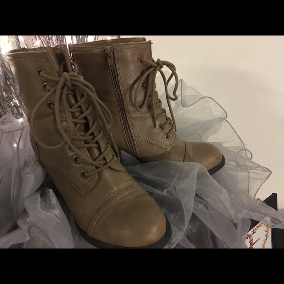 SOLD - Picture 4 of 4